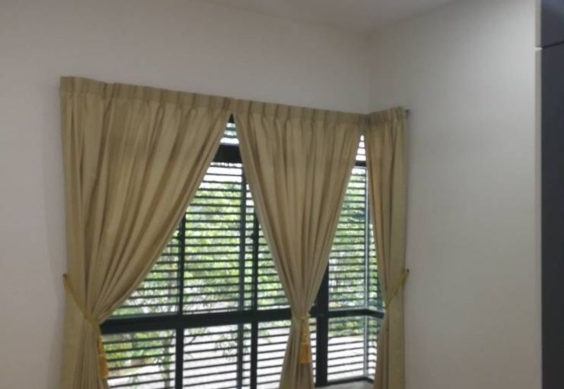 The Hills Residences, Senibong Cove