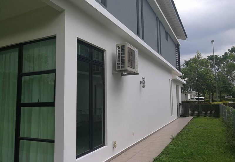 The Hills Residences, Senibong Cove