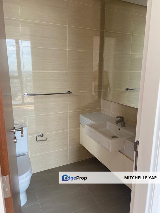 The Astaka @ 1 Bukit Senyum  - 3 BEDROOMS For SALES, Johor, Johor Bahru