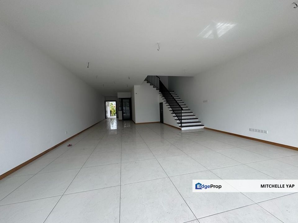 Senibong Cove @Waterway THREE Storey Terrace - 5+1 Bedrooms For SALES, Johor, Masai