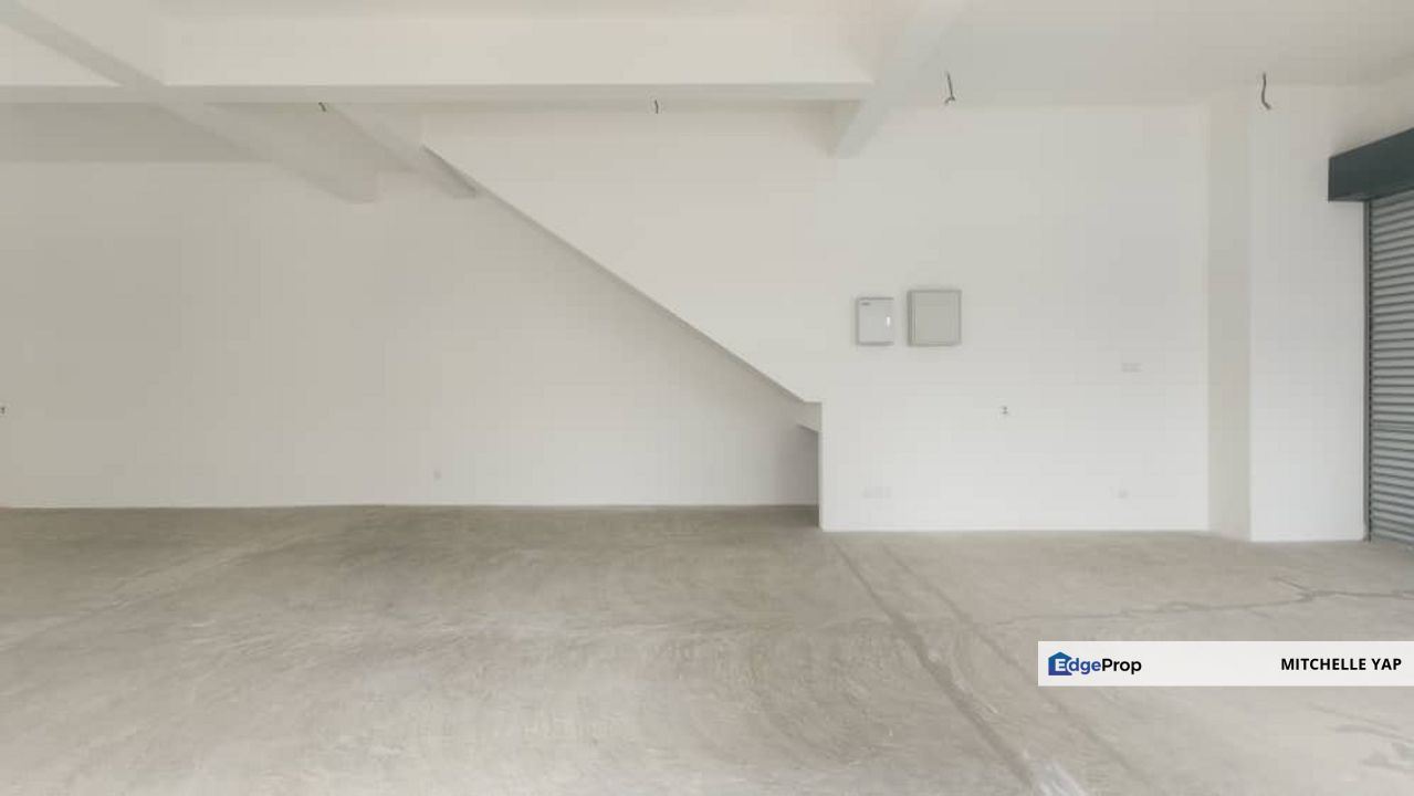 T. Molek MOLEK HUB SHOPLOT - 3 STOREY For RENT - end lot, Johor, Johor Bahru
