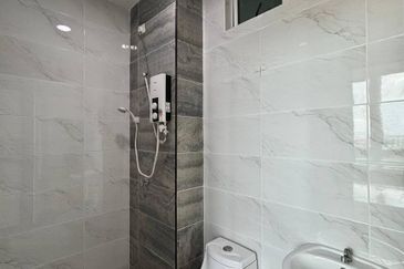 D'Carlton Seaview Residences (Seri Mega)