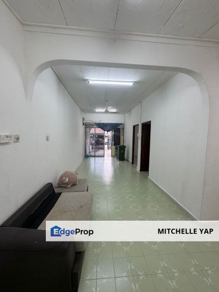 Taman Abad SINGLE Storey For RENT - 3BEDROOMS, Johor, Johor Bahru