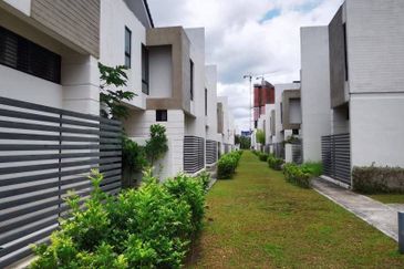 Avira Garden Terraces @ Medini