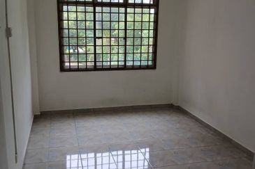 Ria 2 Apartment, Taman Megah Ria