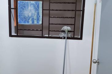 Golden Sands Seaview Residence