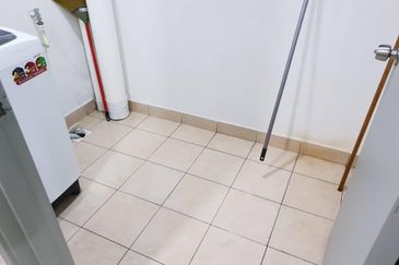 Golden Sands Seaview Residence