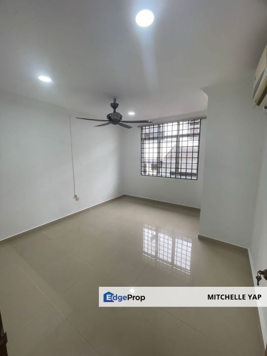 Taman Megah Ria - 1.5strorey Semi-D For SALES  4 BEDROOMS, Johor, Masai