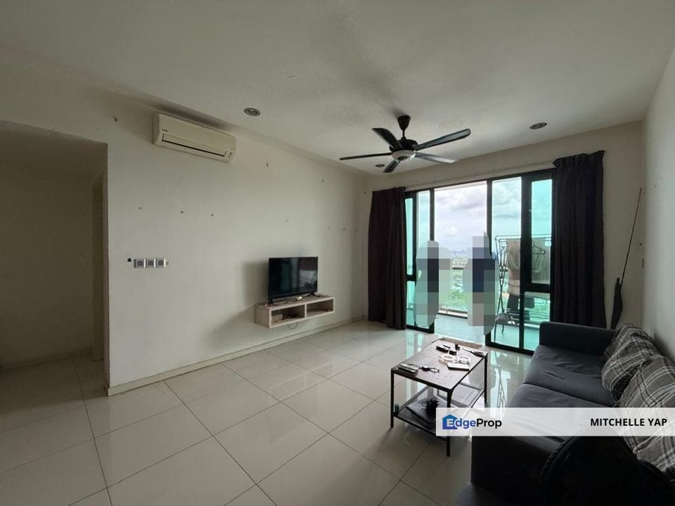 Impiana@East Ledang - 3 PLUS 1  bedrooms For RENT, Johor, 