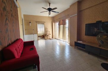 Sri Impian Apartment, Larkin Perdana