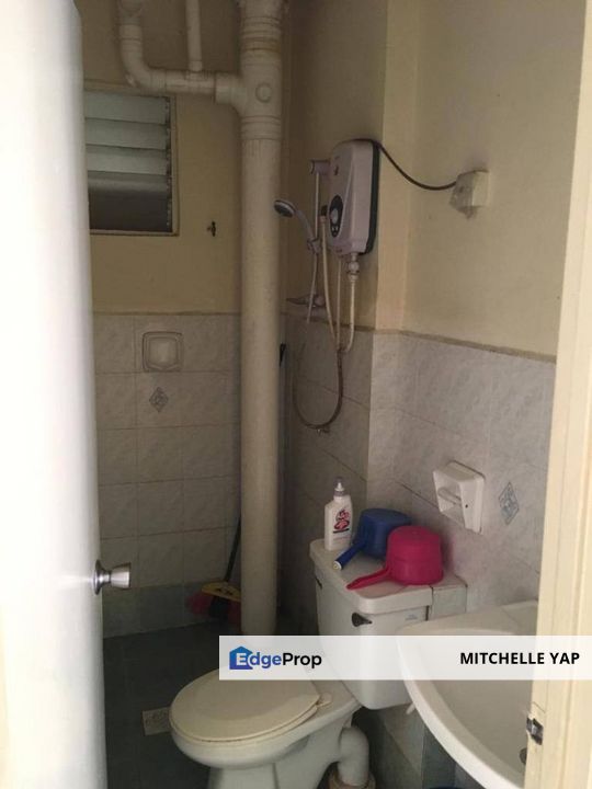 TAMPOI Sri Akasia Apartment - 3 bedrooms For SALES, Johor, Tampoi