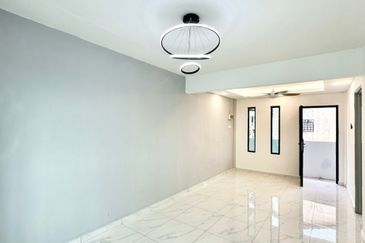 Flat Taman Ungku Tun Aminah