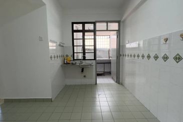 Tanjung Puteri Condominium