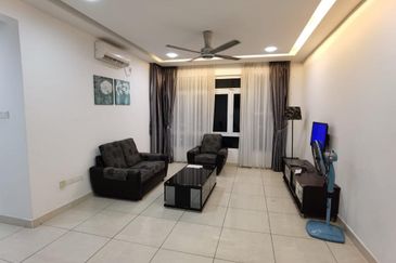 Golden Sands Seaview Residence