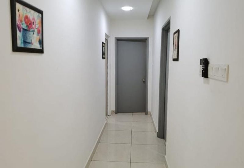 Golden Sands Seaview Residence