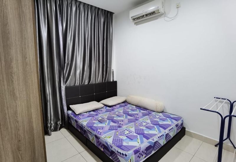 Golden Sands Seaview Residence