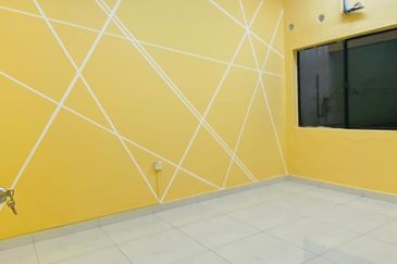 JB LARKIN JALAN TUN ABDUL RAZAK single storey for RENT - 3 BEDROOMS