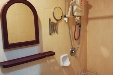 Sri Samudera Seaview Residence Suites