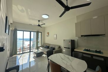 Baypoint @ Country Garden Danga Bay