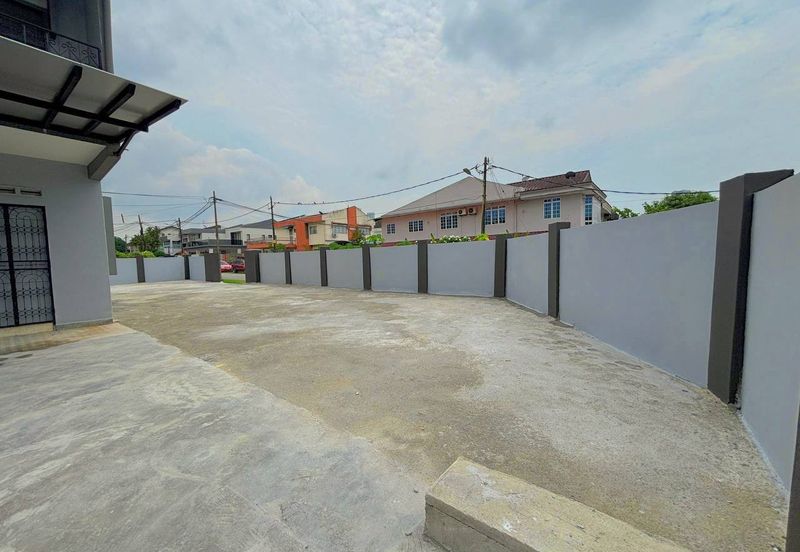 Taman Pelangi, Parit Jawa