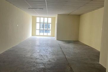 Taman Mount Austin Commercial