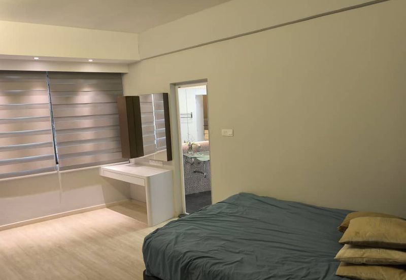 Aloha Tower Condominium