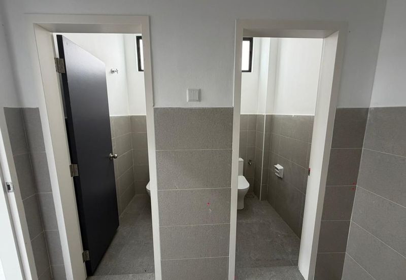 Eco Curve @ Eco Business Park 1