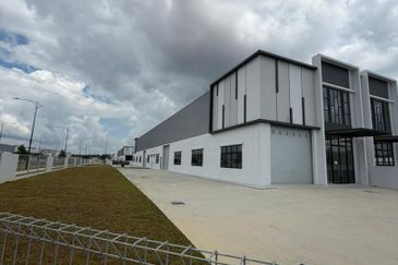 Eco Curve @ Eco Business Park 1