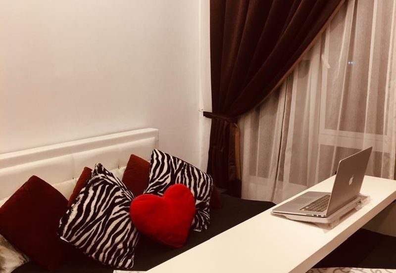 Golden Sands Seaview Residence