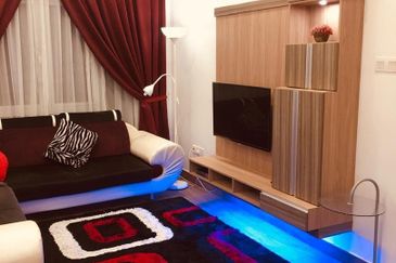 Golden Sands Seaview Residence