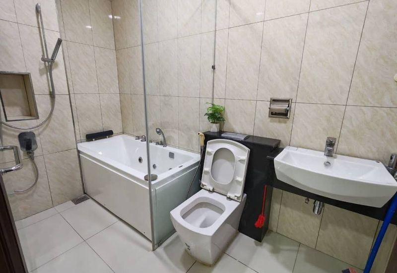 Paragon Suites @ CIQ