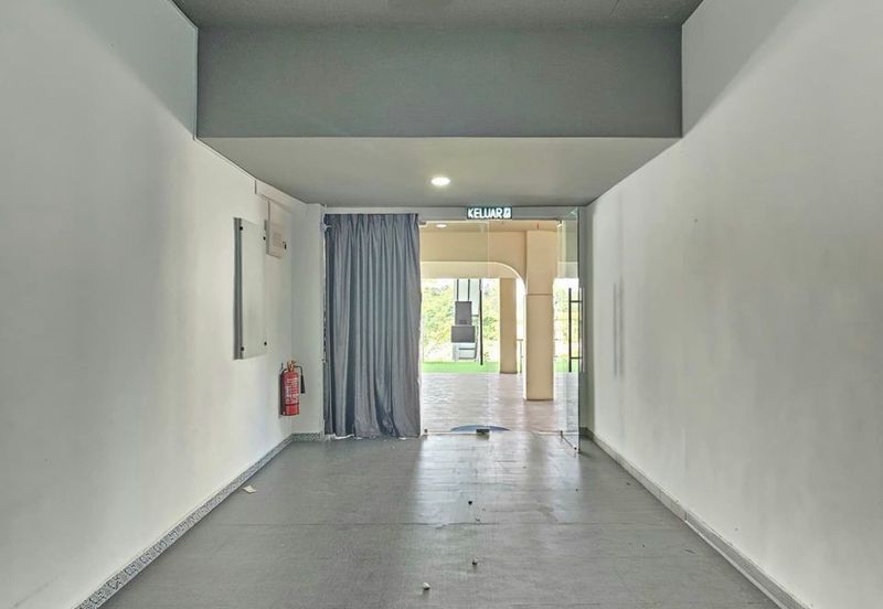 Stulang Laut / Darat