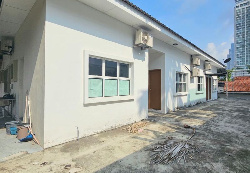 Stulang Laut / Darat