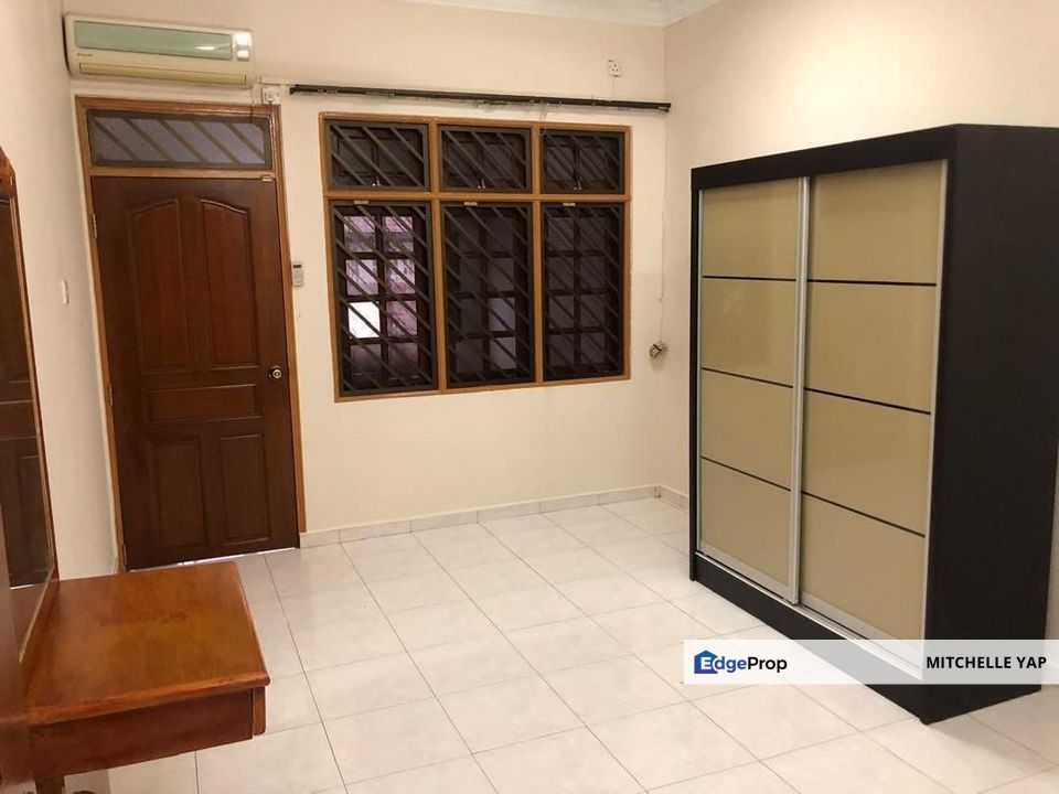 Taman Pelangi DOUBLE Storey For SALES, Johor, Johor Bahru