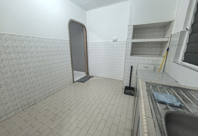 Flat Taman Ungku Tun Aminah