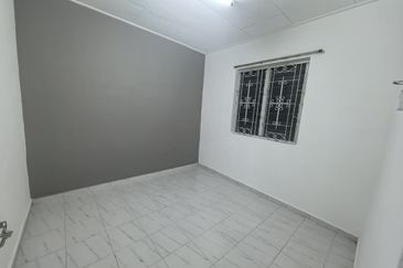 Flat Taman Ungku Tun Aminah