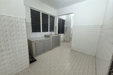 Flat Taman Ungku Tun Aminah