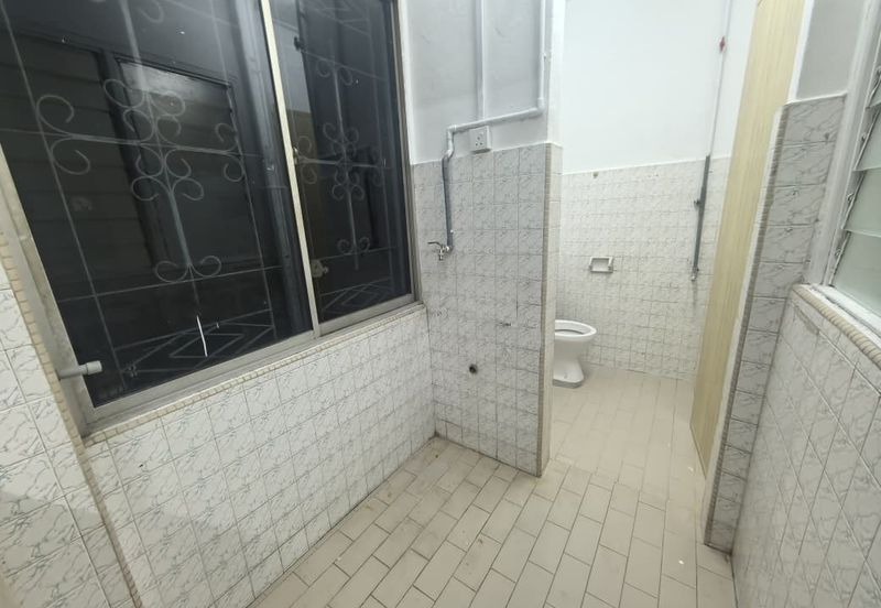 Flat Taman Ungku Tun Aminah