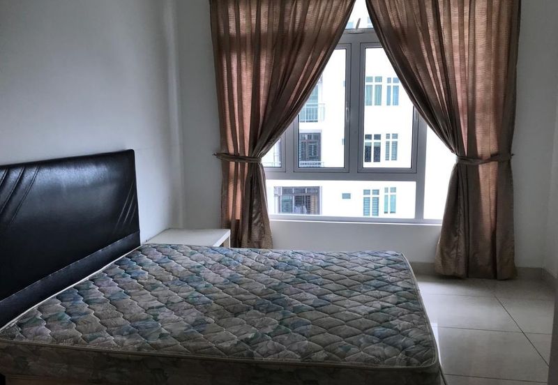 Golden Sands Seaview Residence