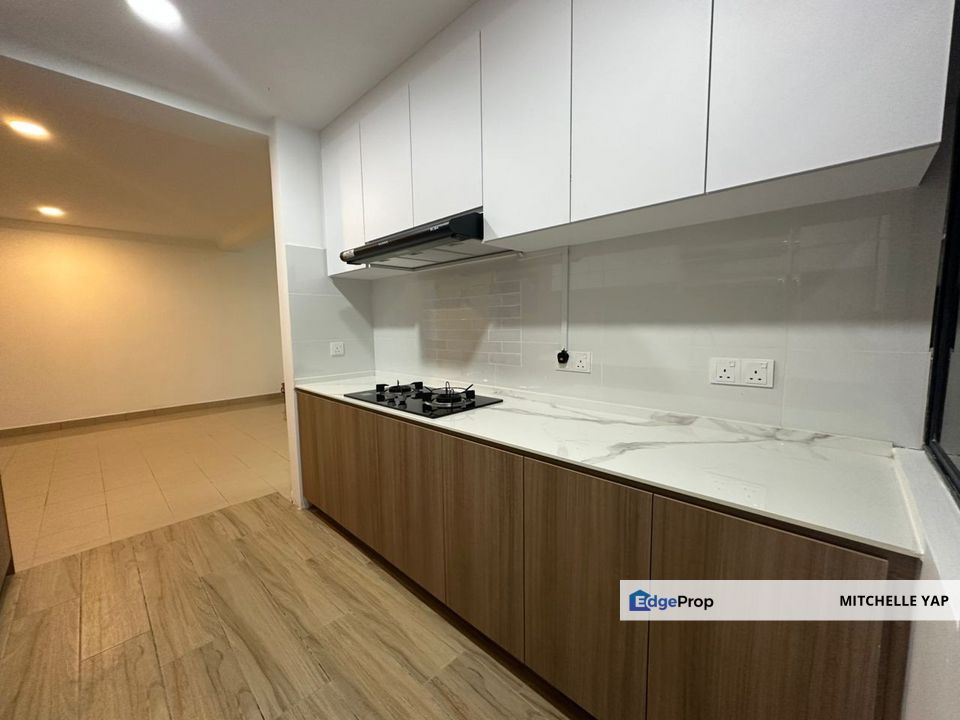 Aloha Tower Condominium THREE Plus ONE Bedrooms For RENT, Johor, Johor Bahru