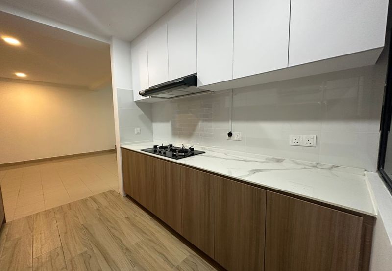 Aloha Tower Condominium