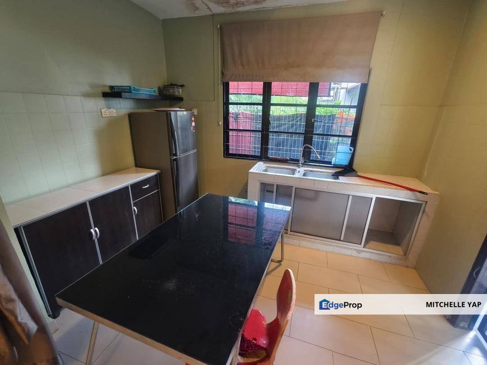 🏠 Jalan Dapat 1 @ Kampung Bahru, Johor Bahru - Nearer to Hospital Tun Aminah HSA, Johor, Johor Bahru