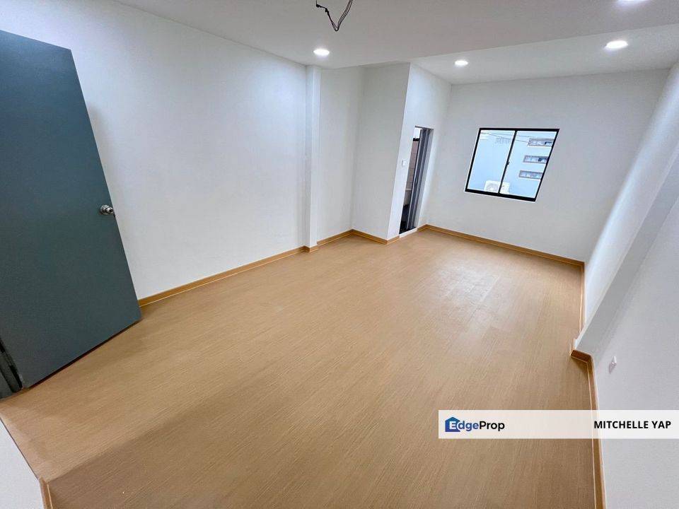 Taman Bukit Indah Double Storey For Sales , Johor, Batu Pahat