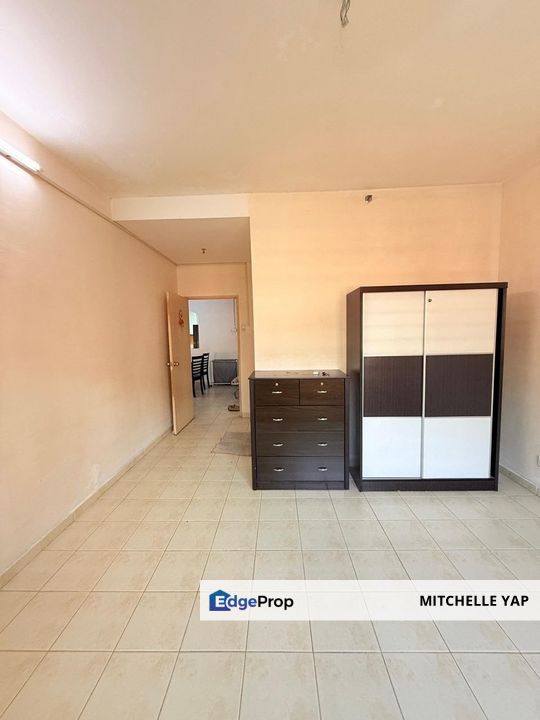 Prima Regency THREE BEDROOMS For Sales , Johor, Plentong