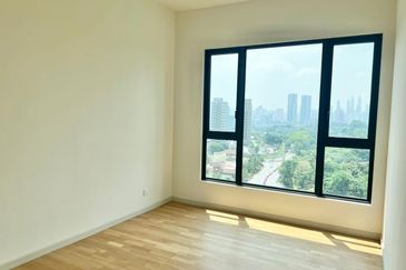 Residensi Solaris Parq