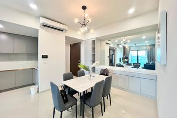 Residensi Solaris Parq