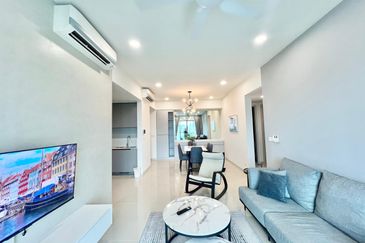 Residensi Solaris Parq