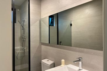 Residensi Solaris Parq