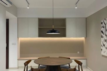 Residensi Solaris Parq