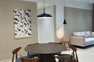 Residensi Solaris Parq